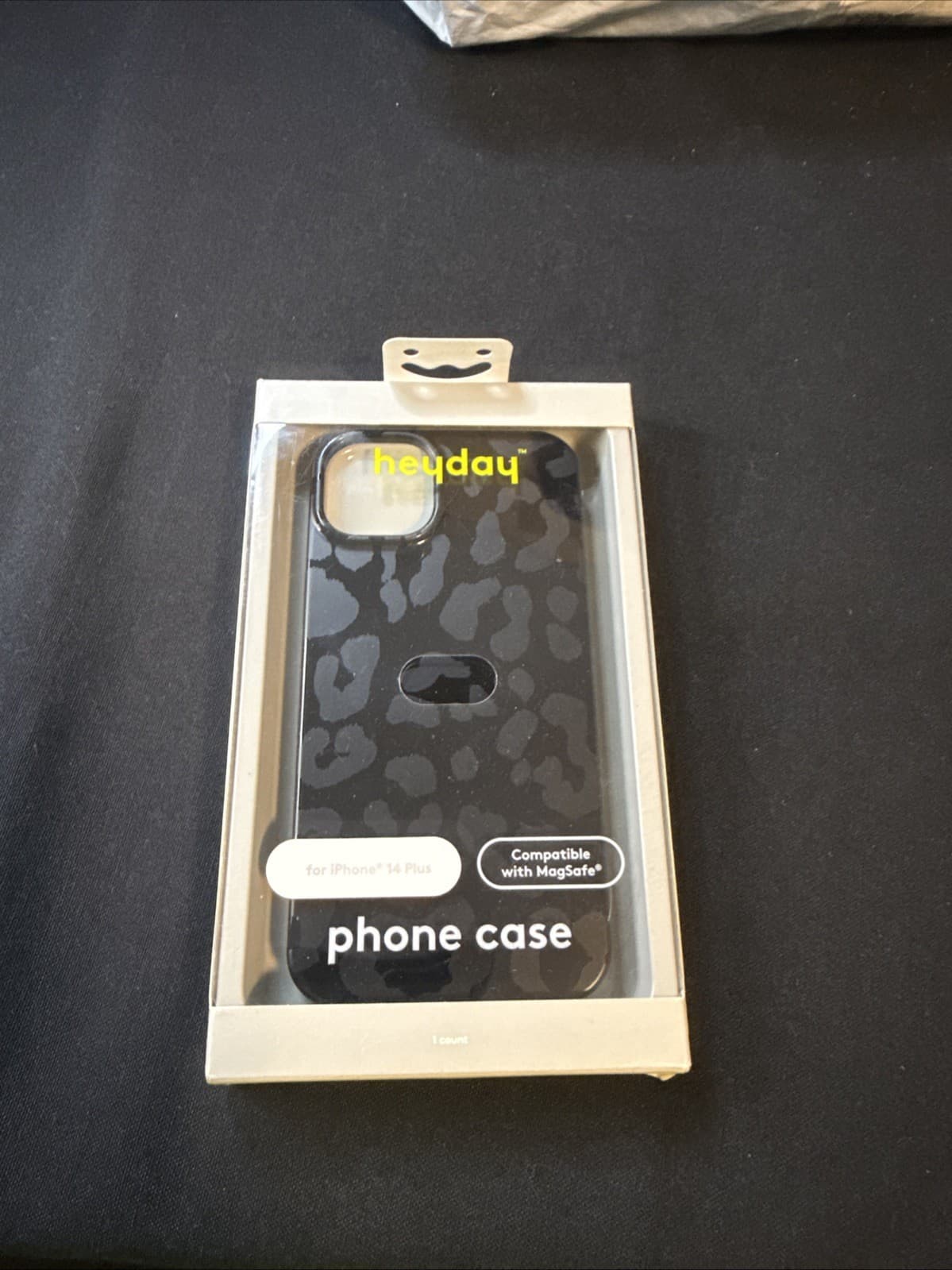 F3. Heyday MagSafe Phone Case for Apple iPhone 14 Plus - Black Cheetah - Image 1