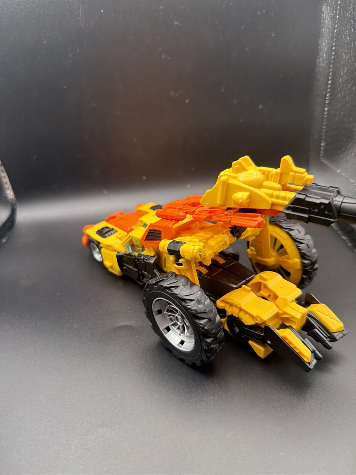 transformers generations thrilling 30 sandstorm - Thumbnail 6