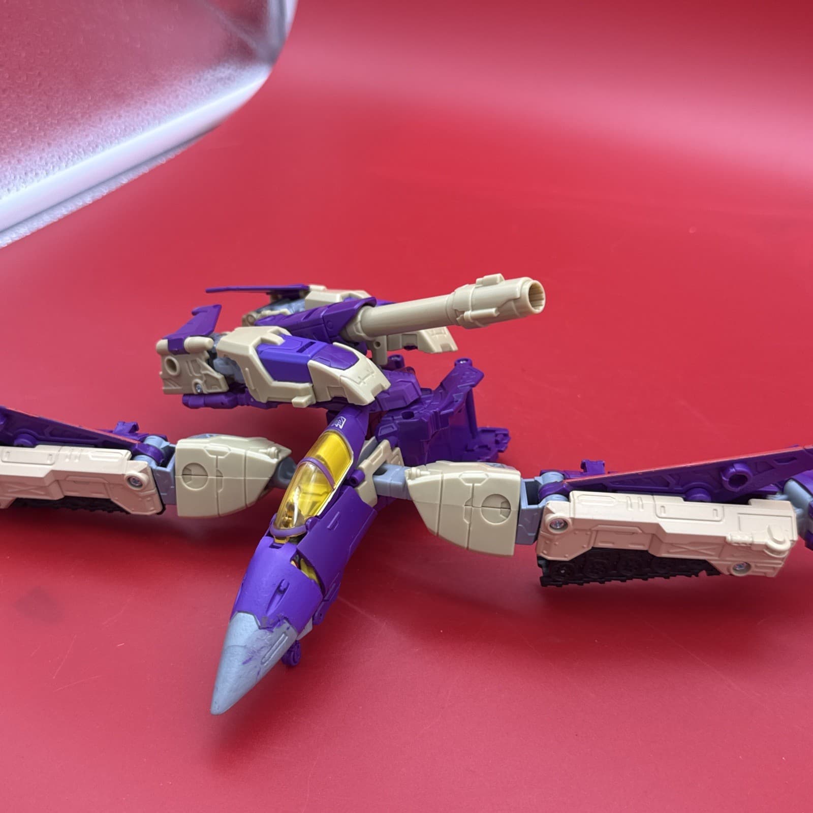 Transformers Legacy Leader Class Blitzwing - Thumbnail 6